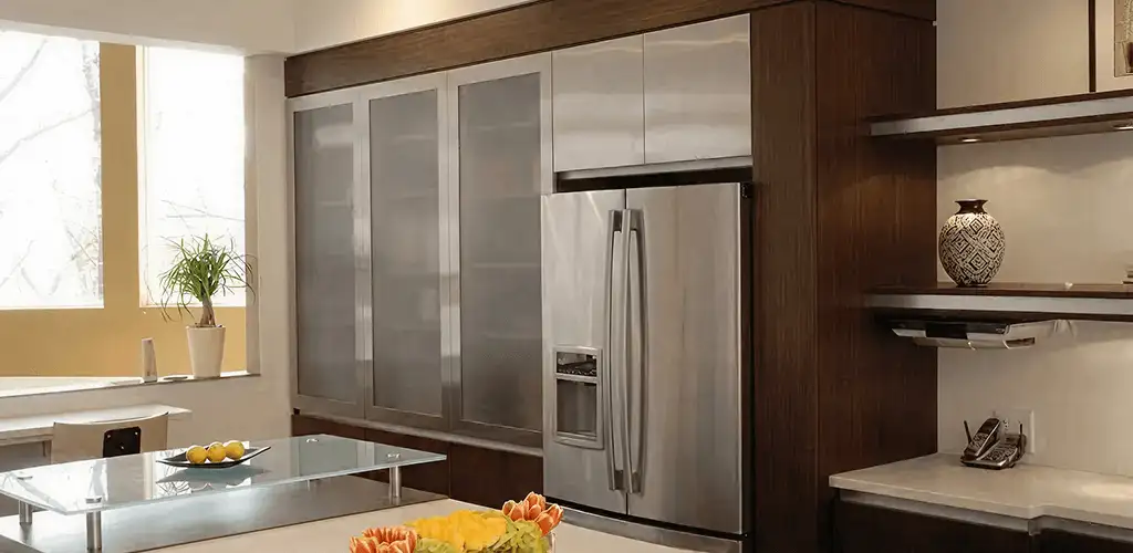 Cabinet door replacement and modern kitchen cabinet upgrade in Chattanooga, TN